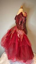 Load image into Gallery viewer, Queen of Hearts