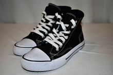 Load image into Gallery viewer, Airwalk Canvas High Top Sneakers